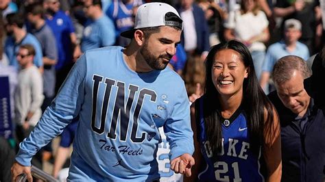 Feb 6, 2022 · Duke vs. North Carolina score, takeaways: Blue Devils rout rival Tar Heels in Coach K's last game at UNC AJ Griffin had a career-high 27 points as the No. 9 Blue Devils had an easy time against ... 